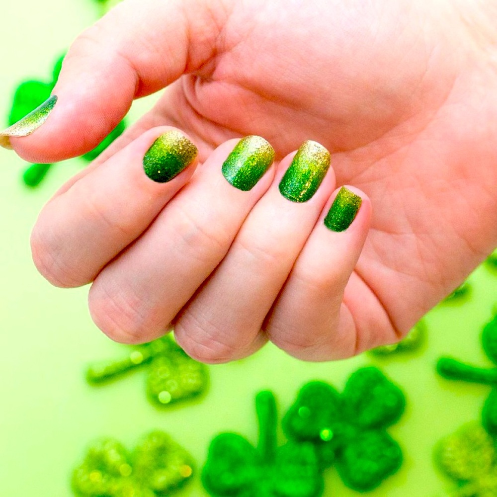 Color Street Nails It’s Gold In Here Nail Polish Strips, St. Patty’s Day Nails